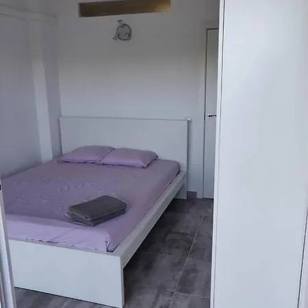 2 Bedroom In Center With Pool And Parking * Salou