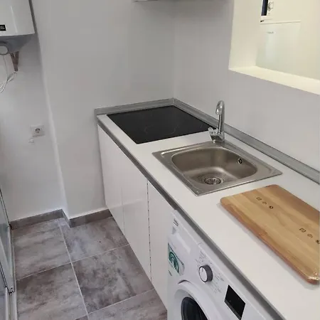 2 Bedroom In Center With Pool And Parking Apartament Salou